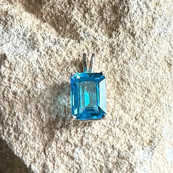 Blue Topaz Sterling Pendant - Picture 6 of 10